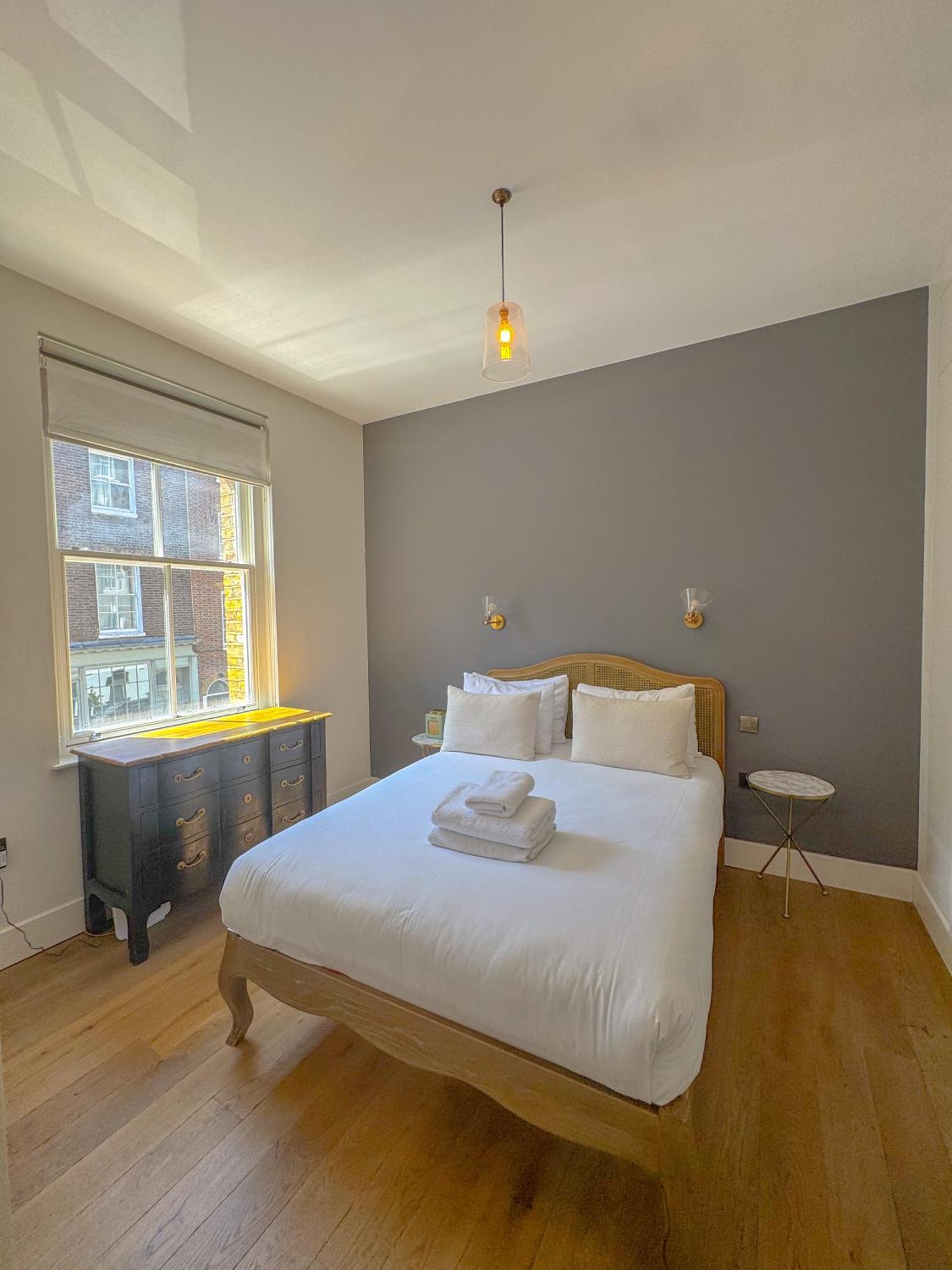 Whitfield Street Apartments Londen Buitenkant foto